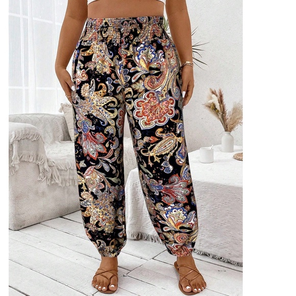 Boho Paisley Print Stretchy Waist Jogger Pants - Picture 3 of 4